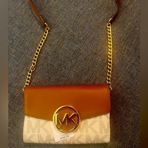 NEW Michael Kors crossbody